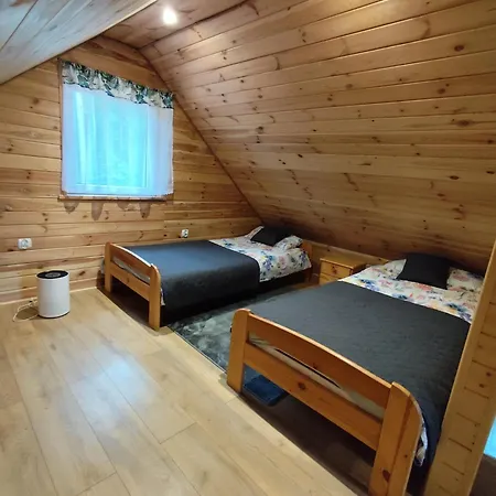 Lesna Ostoja Holiday home Pozezdrze